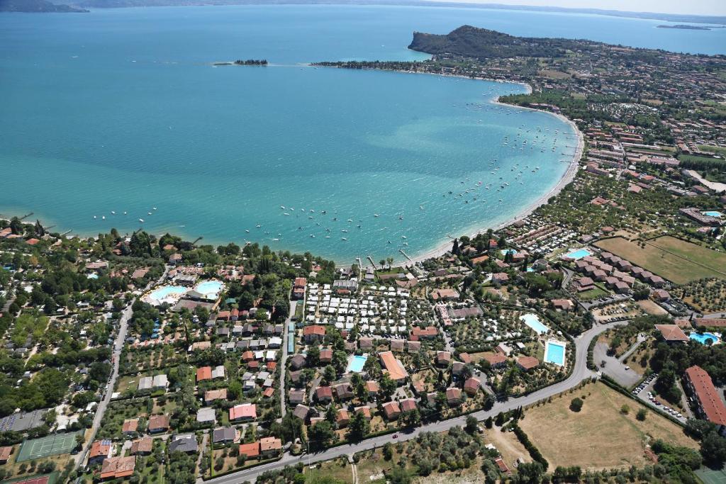مانربا ديل جاردا Villenpark Sanghen المظهر الخارجي الصورة